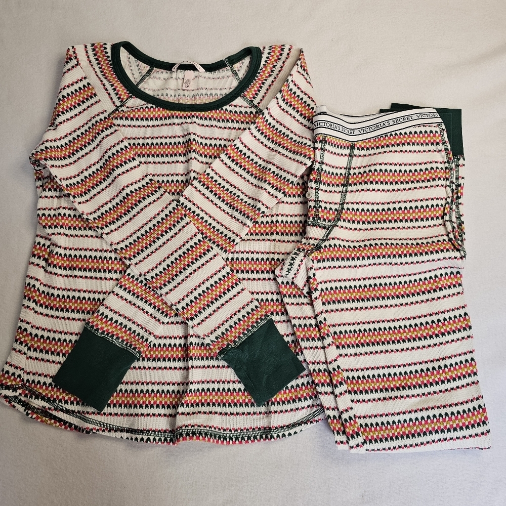 Victoria’s Secret Pajamas Set NEW WITHOUT TAGS